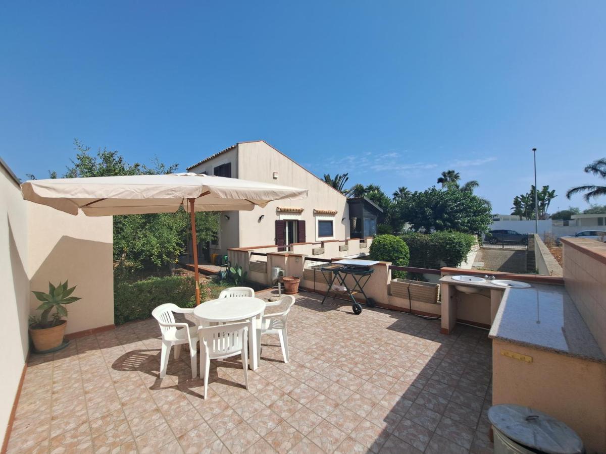 Casa Migliorisi A Marina Di Ragusa Per Vacanze Exteriör bild