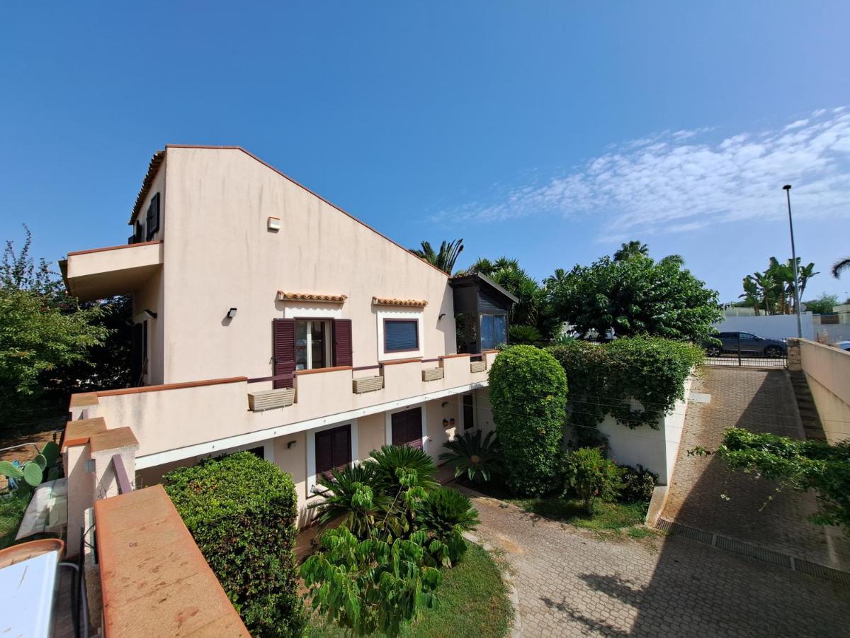 Casa Migliorisi A Marina Di Ragusa Per Vacanze Exteriör bild